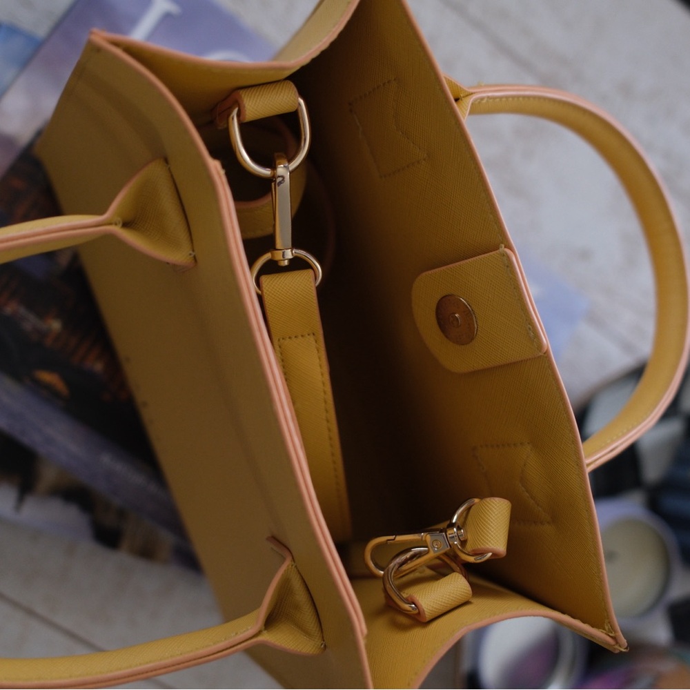 Yellow Handbag - Picture 3 of 4